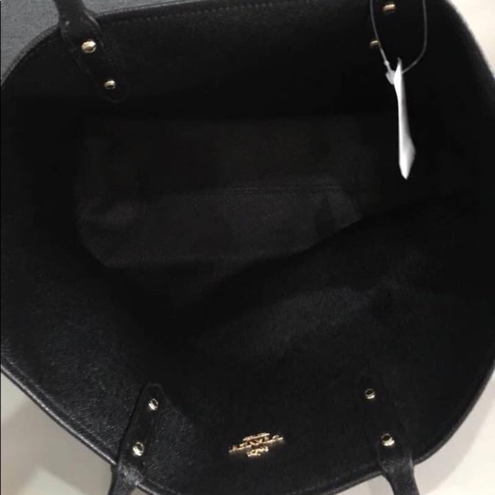 🌷Coach Reversible City Tote In Signature NWT. - Picture 3 of 8